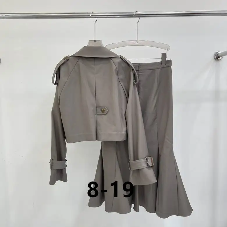 Burberry S-XL  (42)